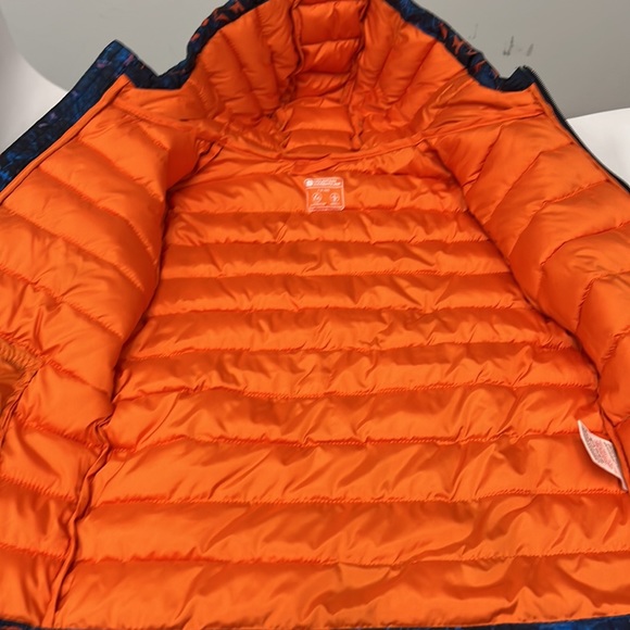 COPY - Mountain Warehouse Puffy Jacket for kids 7-8 years old Very nice new puf… - Picture 5 of 7